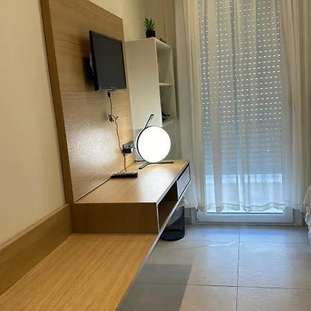 Hotel Anemos *