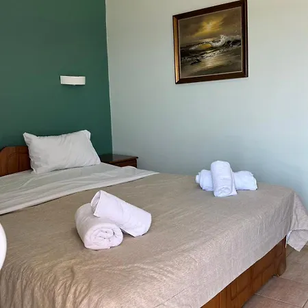 Hotel Anemos Agía Triada